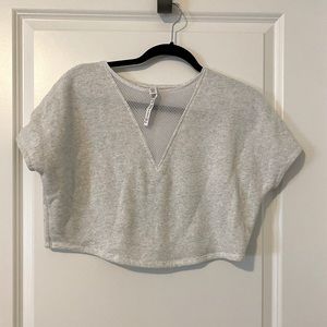 ALO Yoga Cropped Tee